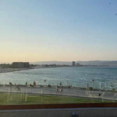 Paradiso 'в' 201 One Bedroom