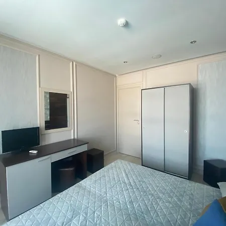 Paradiso 'в' 201 One Bedroom * Nesebar