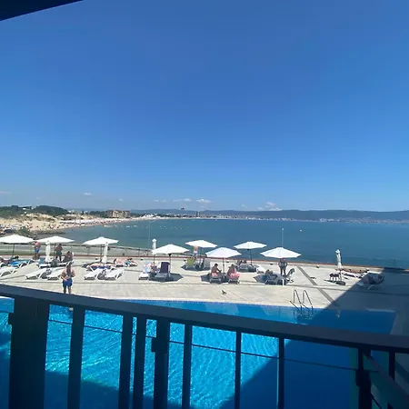 Paradiso 'в' 201 One Bedroom