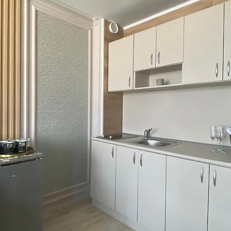 Paradiso 'в' 201 One Bedroom Несебър