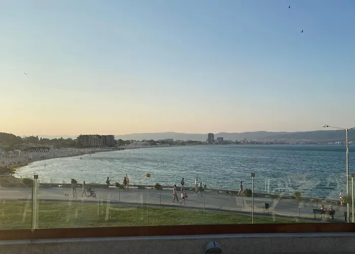 Paradiso 'в' 201 One Bedroom