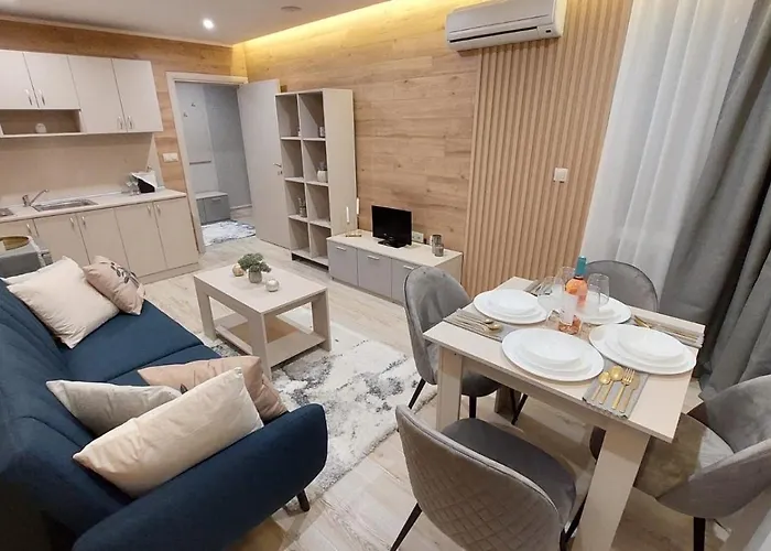 Paradiso 'в' 201 One Bedroom ネセバル